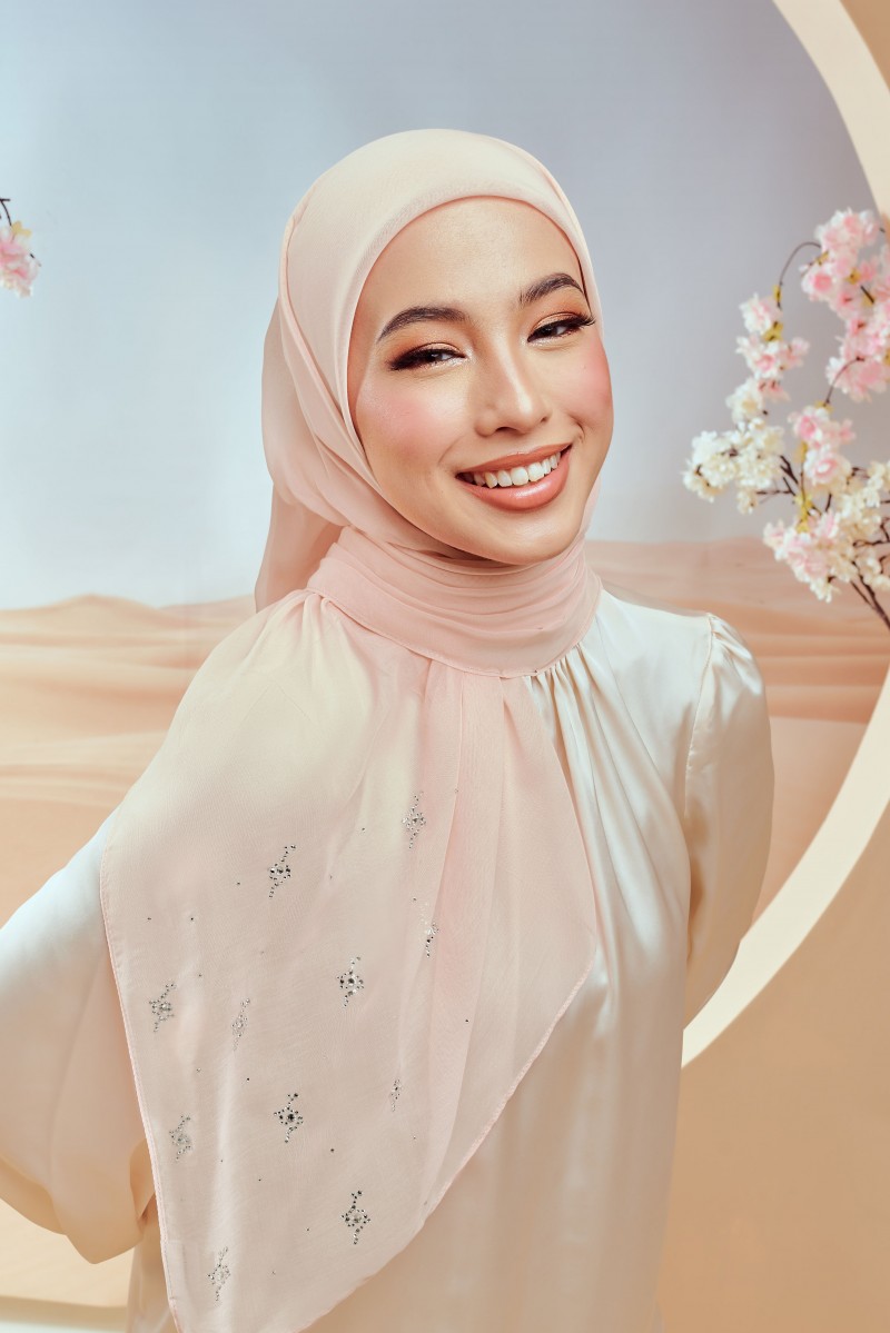 MYLA Luxe Bawal in Blush